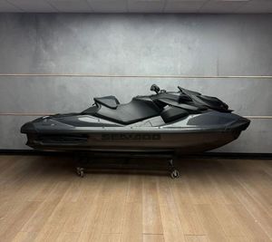 Fournisseur de Jet Ski de Qualité Supérieure à Bas Prix, Jet Ski 4 Temps de Haute Qualité, Jet Ski pour Sports Nautiques, Bateau Jet Ski Rapide - Product Image 3