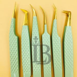 Nouvelles pinces à extensions de cils très demandées, à pointe dorée, avec logo Mink, pointe en fibre offerte et manche incurvé offert - Product Image 5