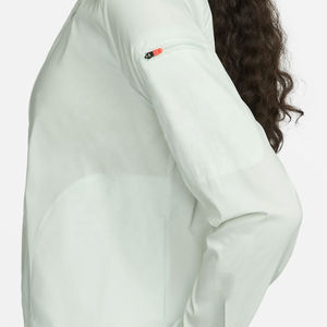 Venta al por mayor de chaquetas cortavientos cómodas con logotipo personalizado OEM para hombre, venta al por mayor de chaquetas cortavientos para deportes al aire libre de talla grande para mujer - Product Image 3