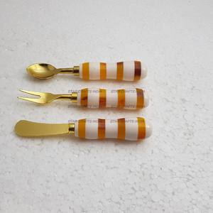 Juego de cuchara y tenedor de acero inoxidable de alta calidad de lujo, 3 uds., juego de cubiertos de Metal para Hotel, juego de cubiertos dorados para boda - Product Image 3