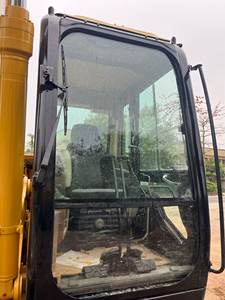 Excavatrice sur chenilles Caterpillar 320CL d'occasion, modèle 2019, puissance 110 kW, godet de 0,8 m³, très demandée aux États-Unis - Product Image 3