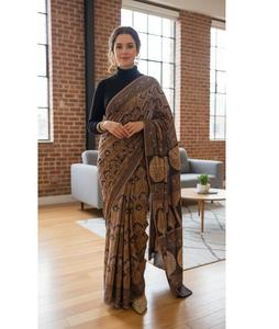 Saris pour femmes, tenue traditionnelle classique conçue pour un look élégant, drapage facile et confort tout au long de la journée, fournisseur indien - Product Image 3