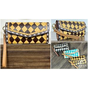 Nuevo Bolso de Mano Tipo Clutch de Cuero con Diseño a Cuadros Hecho a Mano para Mujer, Bolso de Mano de Cuero Vacuno Genuino de Moda 2026 con Correa para la Muñeca - Product Image 1