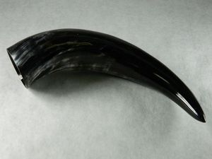 Cuerno para beber NATURAL ACABADO HECHO A MANO DE MODA Fiesta de cerveza Cuerno para beber vikingo de calidad superior para ocasión navideña - Product Image 6