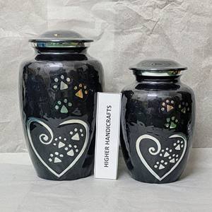 Urnas para Cremación de Mascotas con Grabado de Huellas |   Urnas para Mascotas de Metal con Acabado Esmaltado, Tamaño Personalizado, Proveedor Mayorista - Product Image 3