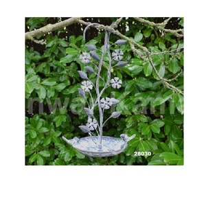 Mangeoire décorative pour oiseaux en métal noir avec support idéal pour la décoration extérieure et intérieure du jardin à la maison - Product Image 2