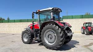 รถแทรกเตอร์การเกษตรสำหรับงานหนัก Massey Ferguson MF 8S.305 ปี 2024 กำลัง 305 แรงม้า พร้อมระบบเกียร์ CVT แบบ Dyna-VT สำหรับการทำฟาร์มขนาดใหญ่ - Product Image 6