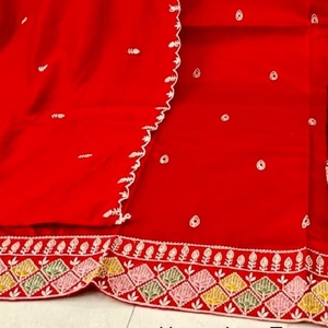 Costumes Salwar Kameez taille libre de créateur moderne pour femmes vêtements de fête traditionnels indiens et pakistanais brodés à la main - Product Image 3