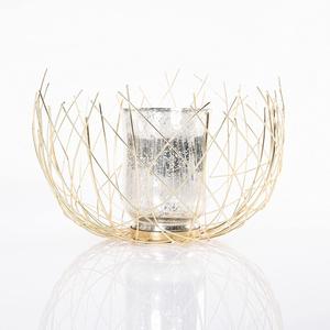 Nouveau support de lumière T avec cadre doré en fil métallique avec fosse en verre pour la décoration de Noël avec des tailles de 26x18 cm à bas prix - Product Image 1