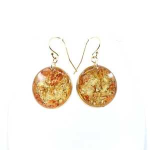 Boucles d'oreilles en résine de style ange de la meilleure qualité avec couleur et forme personnalisées Bijoux à la mode à usage quotidien - Product Image 3