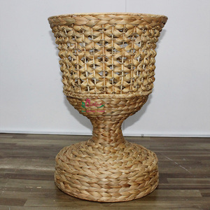 Vase à fleurs en rotin tressé écologique fabriqué à la main par Artex Dong Thap Factory pour la décoration de vie et de mariage dans une ferme rustique - Product Image 3