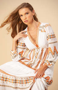 ชุดแม็กซี่เดรสคอวีแขนกุดสำหรับผู้หญิงชุดเดรสยาวถึงพื้นปักลายทำด้วยมือ - Product Image 4