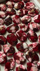 Piedra preciosa suelta turquesa de cobre rojo Natural hermosa de tamaño personalizable de alta calidad AAA + para la fabricación de joyas - Product Image 4