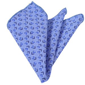 Pochette de costume imprimée bleu bébé - Product Image 1