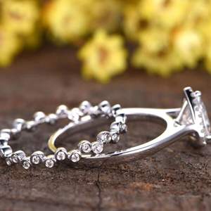 Anillo de compromiso con corte trillion, anillo de bodas de diamantes, 2 anillos, anillo de promesa de diamantes de eternidad completa - Product Image 1