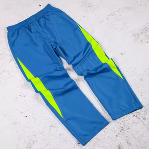 ชุดวอร์มไนลอนสองชิ้นพร้อมโลโก้และการออกแบบที่กำหนดเอง - Product Image 3