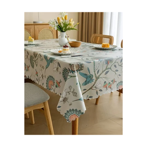 Nappe florale bleue en coton imprimé 54 x 84 pouces 165 GSM 200 TC Texture douce Motif botanique pour la maison et la salle à manger Vente en gros - Product Image 3