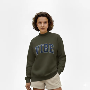 Pull en molleton épais à col montant oversize pour femme, confortable, à manches longues, haut tendance, streetwear décontracté, automne, badge en cristal - Product Image 1