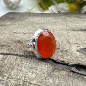 Anillo de Joyería Fina Personalizado Hecho a Mano en Plata Alemana con Ónix Rojo Natural, Vermeil, Venta al Por Mayor - Product Image 3
