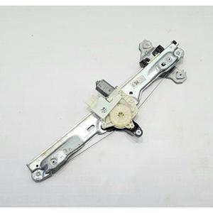 Lève-vitre électrique avant gauche RENAULT Kadjar Série 807217052R (15>) - Product Image 1
