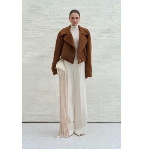 Chaqueta de Invierno para Mujer ODM, Elegante Chaqueta Corta AMARA de Alpaca, Estilo Holgado, Cuello de Solapa Grande, Nuevo Diseño, Abrigos para Mujer - Product Image 1