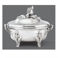 Casserole en métal argenté avec couvercle Casseroles modernes et élégantes avec pied design idéal pour les cadeaux