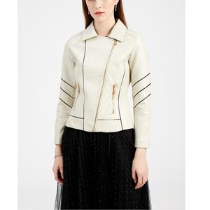 Veste en cuir moto élégante pour femmes, nouvelle, épaules matelassées, design durable et écologique - Product Image 1