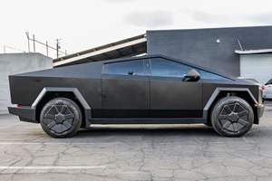 Tesla Cybertruck Cyberbeast 2024 Usado - Product Image 3