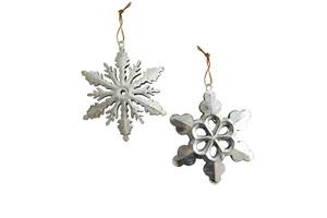 Ornement suspendu de Noël galvanisé de style antique parfait pour la décoration d'hiver sur le thème de la ferme - Product Image 2