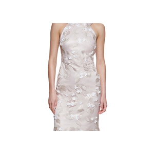 Vestido de Noche Eliza J Beige/Blanco con Apliques Florales, Cuello Redondo, Silueta Ajustada, Largo hasta el Suelo, Talla XL - Product Image 5