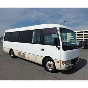 Autobús Mit-subishi Fuso seminuevo asequible, cómodo e ideal para el transporte de pasajeros - Product Image 2