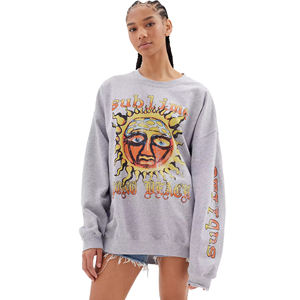 Sudadera con Capucha Extra Grande de Algodón 100% con Estampado Personalizado en la Parte Delantera para Mujer - Product Image 1