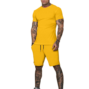 Costume à manches courtes personnalisé de couleur unie pour hommes T-shirt costume de sport Ensemble deux pièces d'été mince pour hommes Fabricants de vêtements personnalisés 2025 - Product Image 2
