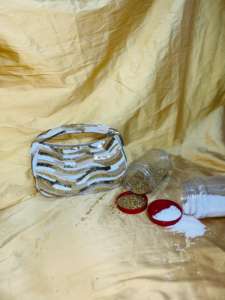 Sac à main brodé à la main avec fermeture à glissière pour femme - Product Image 6