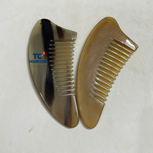 Meilleur prix peigne en corne de buffle naturel peigne en corne large peigne en corne à une dent Logo gravure à la main du Vietnam - Product Image 1