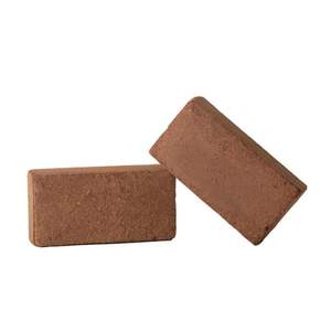 Produits de coco de haute qualité 650 Gms Cocopeat Briques Exportateurs de déchets agricoles - Product Image 3
