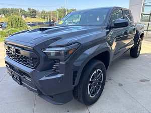 Toyota Tacoma TRD Sport 2025 SUV Gris, Faros LED, Transmisión Automática, Neumáticos R19, Motor de Gasolina, 5 Asientos, Interior de Tela - Product Image 6
