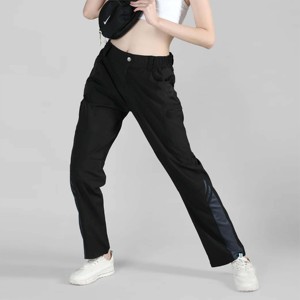Pantalon Cargo Utility Femme-Élégant et durable-Idéal pour la randonnée, les voyages et les vêtements décontractés - Product Image 1