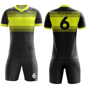 2025 Nueva camiseta de fútbol para hombres, conjunto personalizado, uniforme de fútbol de tela sublimada de secado rápido, uniforme de fútbol profesional 3D - Product Image 2