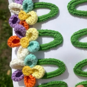 Pinces à cheveux au crochet pour filles femmes, pinces à cheveux vintage, accessoires pour cheveux pour tout-petits et bébés pinces à franges OEM fabriquées au Vietnam - Product Image 2