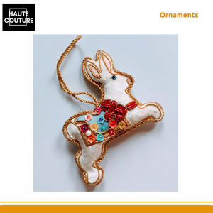 Lapin brodé à la main d'origine indienne avec lingot rouge et paillettes de fleurs colorées Décoration Ornements suspendus pour la décoration intérieure - Product Image 3