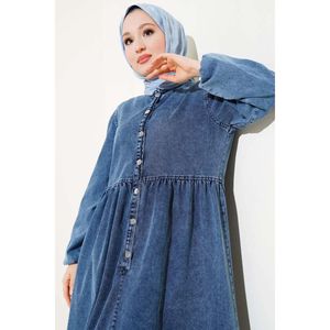 Jean habillé à manches élastiques et boutons métalliques - Product Image 1