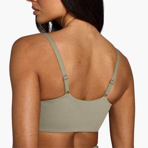 Custom Wholesale Women & <b>Girls</b> Workout Fitness Set Stretchy Soft Compression Quick Dry Adjustable <b>Sports</b> <b>Bra</b> & V Cut Shorts - Product Image 4