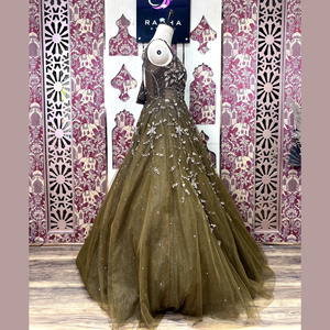 Vestido de moda en color marrón café rico con trabajo pesado a mano múltiple con lentejuelas Beats e hilo perfecto para bodas Look - Product Image 2