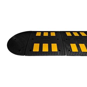 ชุดยางชะลอความเร็ว 6 ชิ้น ขนาด 5.5 เมตร สำหรับความปลอดภัยบนถนน - Product Image 1