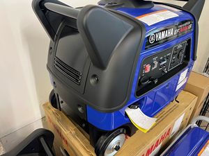 Generador Eléctrico Yamaha EF3000iSE 2024 - Product Image 3