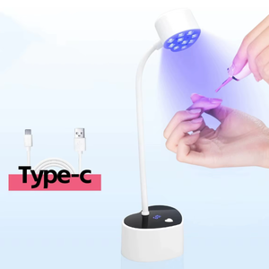 Lampada UV LED Ricaricabile a Forma di Cuore Bianco - Product Image 1