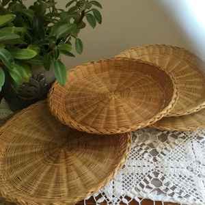 Chargeur de napperon en rotin de caboteur de Tabware de conception spéciale de DHT Handicraft tissé à la main au Vietnam - Product Image 1