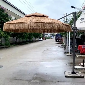 ร่มชายหาดฮาวายแบบหลังคาฟาง สำหรับเฟอร์นิเจอร์กลางแจ้ง กันน้ำ น้ำหนักเบา ทนลมและรังสียูวี เหมาะสำหรับโรงแรมและสระว่ายน้ำ - Product Image 1