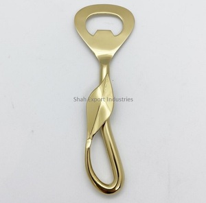 Ouvre-bouteille de bière en métal au look merveilleux ouvre-bouteille en laiton de forme et de taille personnalisées - Product Image 3